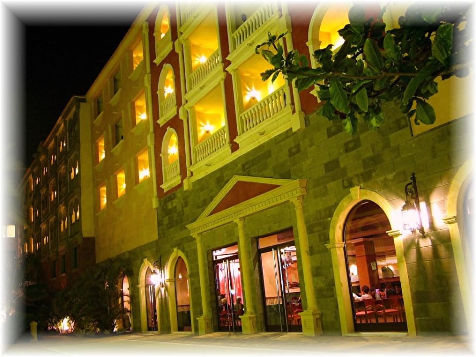 nachtaufnahme R2 Rio Calma Hotel & Spa & Conference