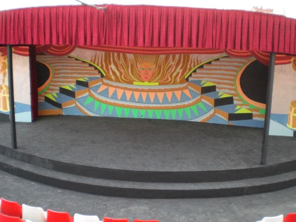 Animations-Bühne Hane Family Resort