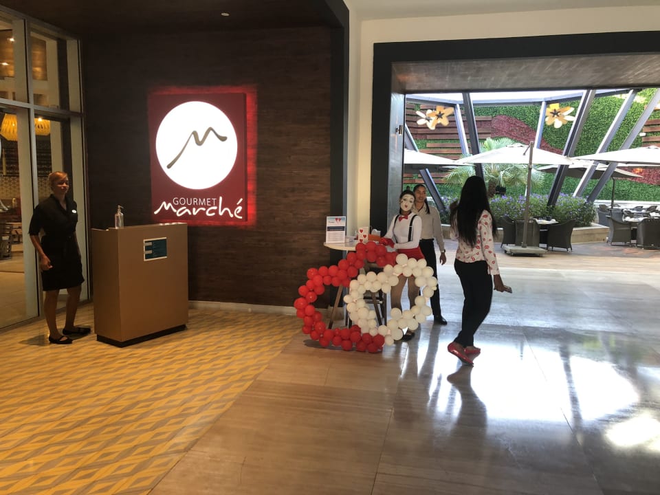 Lobby Royalton Bavaro Resort & Spa