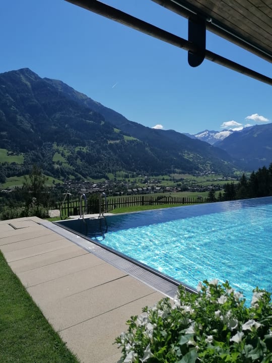 Pool Das.Goldberg
