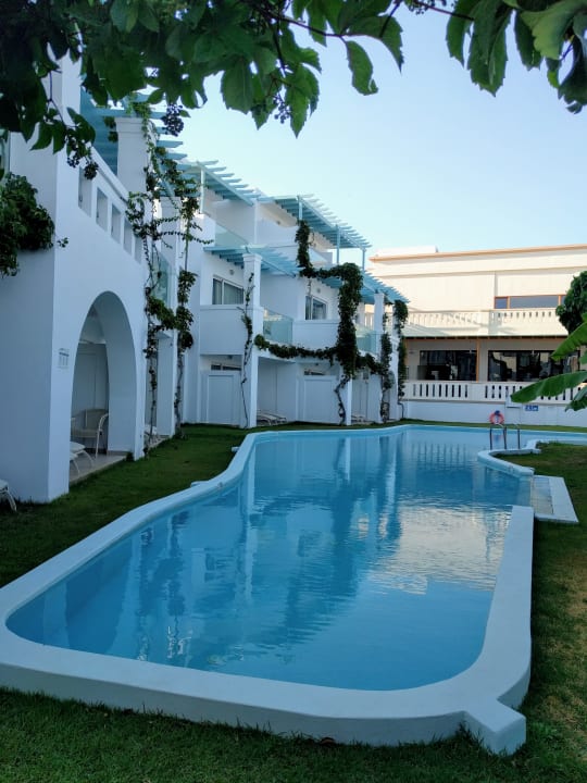 Pool Atrium Prestige Thalasso Spa Resort & Villas