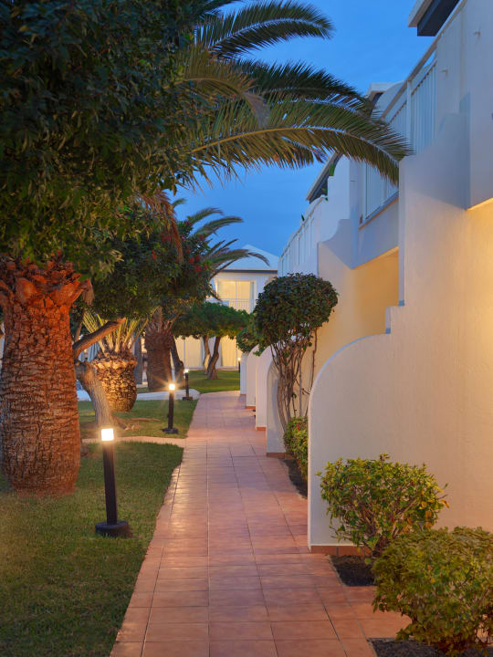 Gartenanlage H10 Ocean Suites