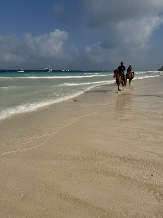 Strand Royal Zanzibar Beach Resort