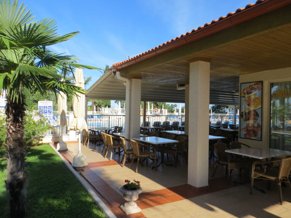 Restaurant Antonia ( direkt beim Pool ) Apartments Bellevue Plava Laguna