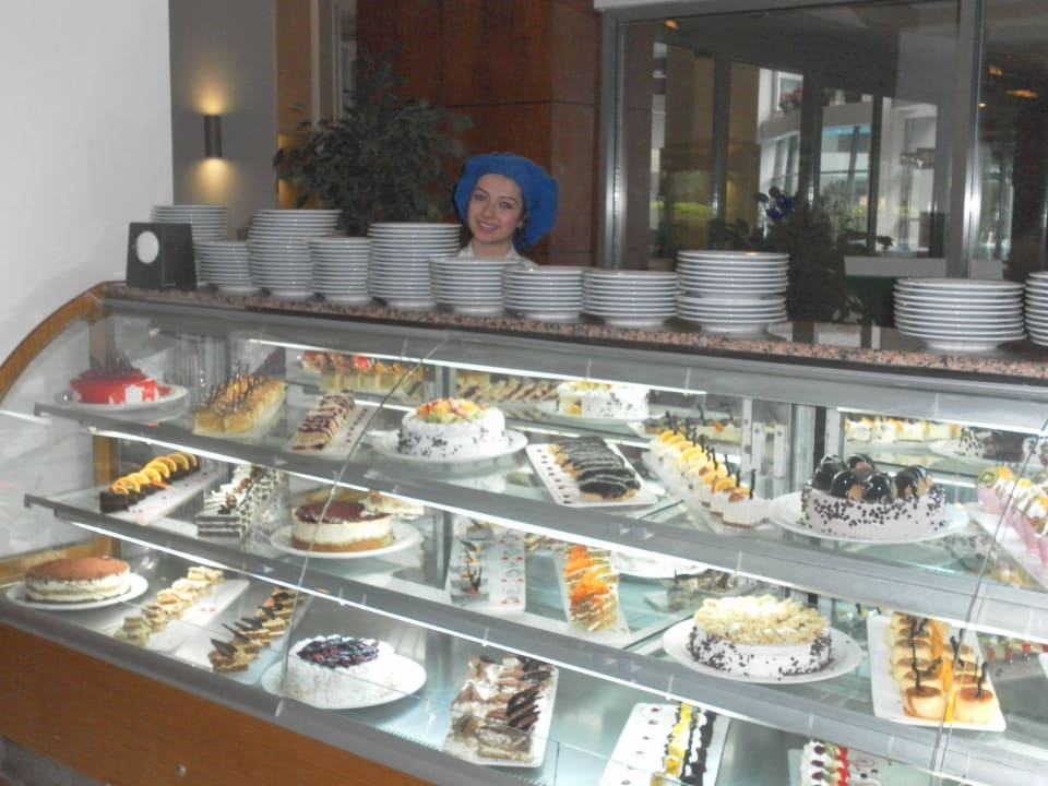 Kuchenauswahl Limak Lara Deluxe Hotel & Resort