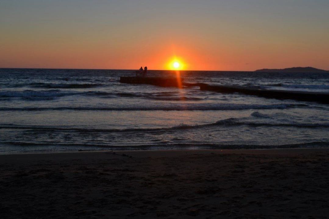 Wrześniowy zachód słońca Hotel AKTI Arilla