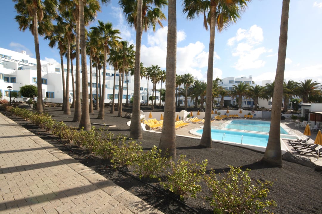 Windgeschützter Pool Aparthotel Costa Mar