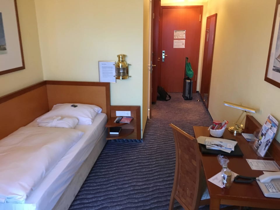 Zimmer 2 Wyndham Hotel Stralsund HanseDom