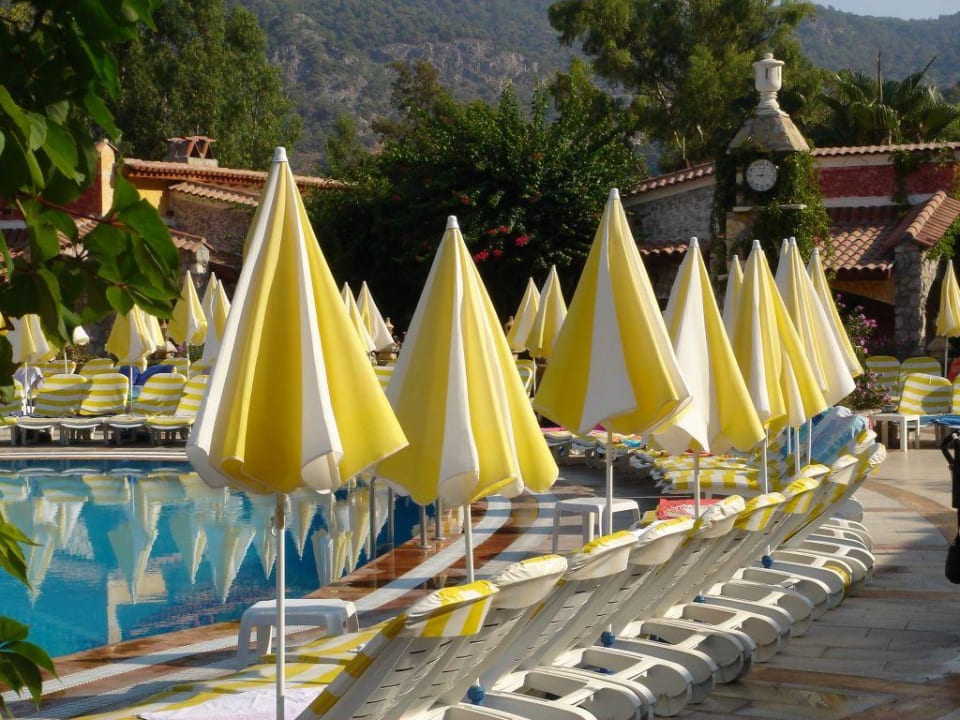 Hauptpool Ölüdeniz Beach Resort by Z Hotels