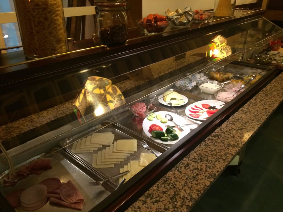 Frühstück Days Inn Dortmund West