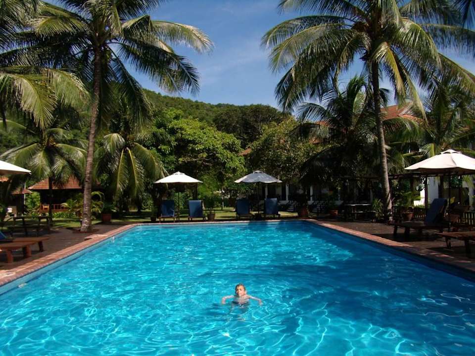 Spiaggia Hotel Coral Redang Resort