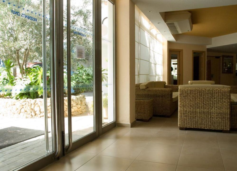 Eingang Sandos El Greco Beach Hotel 16+