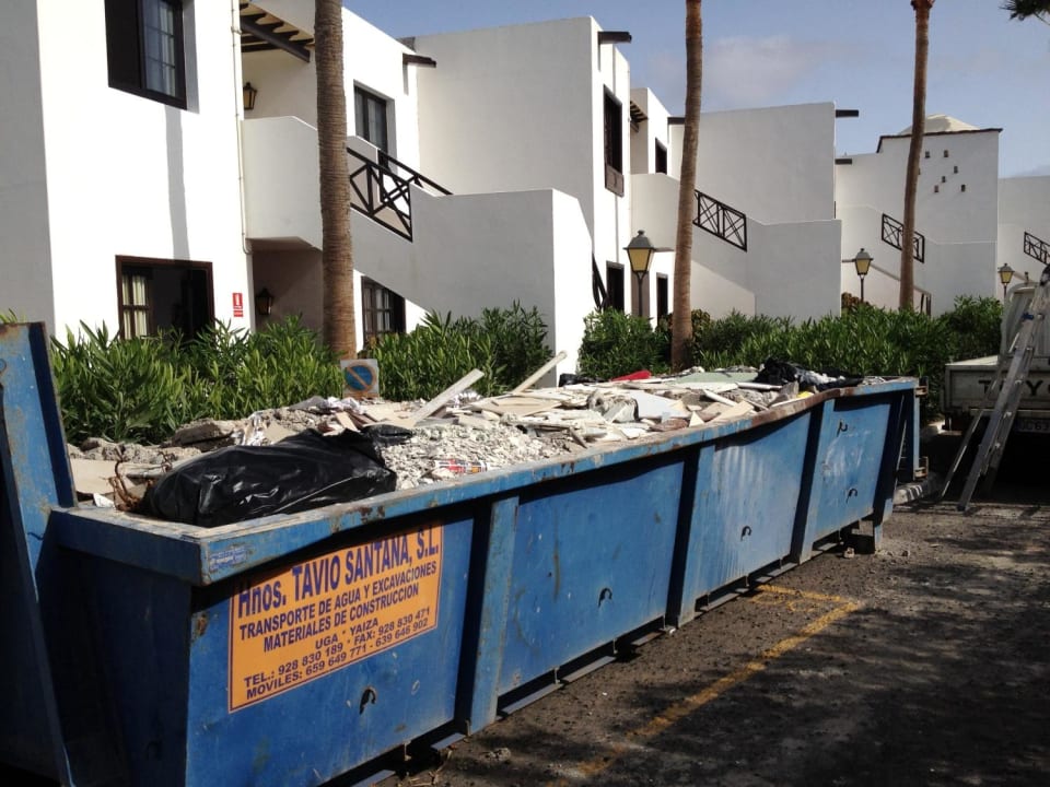 Baustelle / Zimmer H10 White Suites