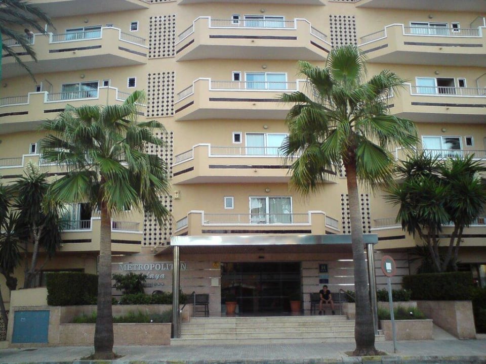 Hoteleingang Hotel Metropolitan Playa