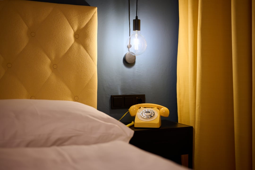 Zimmer Boutique House happYellow