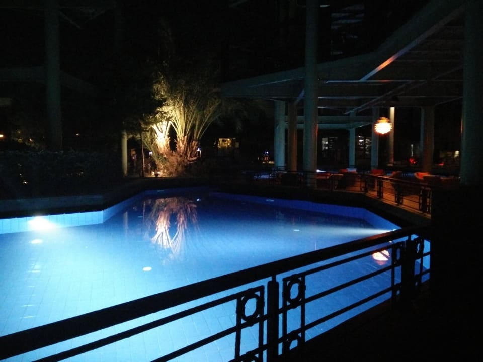 Uitzicht bij Cafe Bonjour Limak Lara Deluxe Hotel & Resort