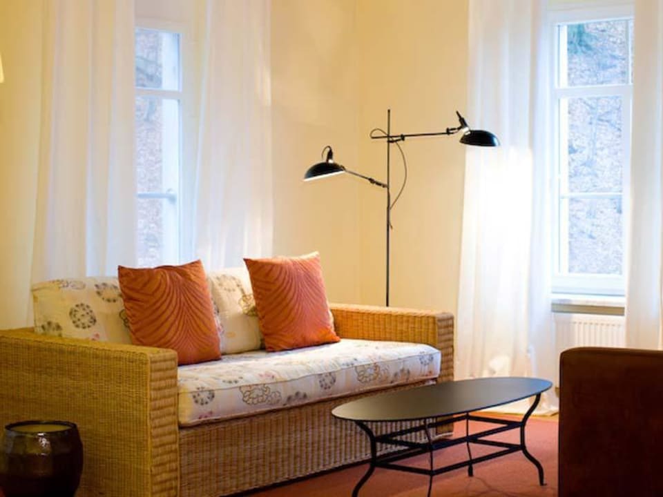 Lucca Wohnzimmer Feinwohnen Aparthotel + Ferienwohnungen