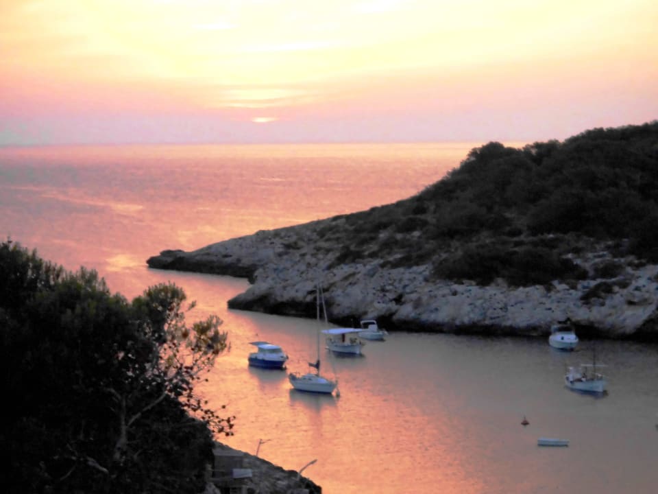 Blick vom braunen Block am Abend Barceló Portinatx - Adults only