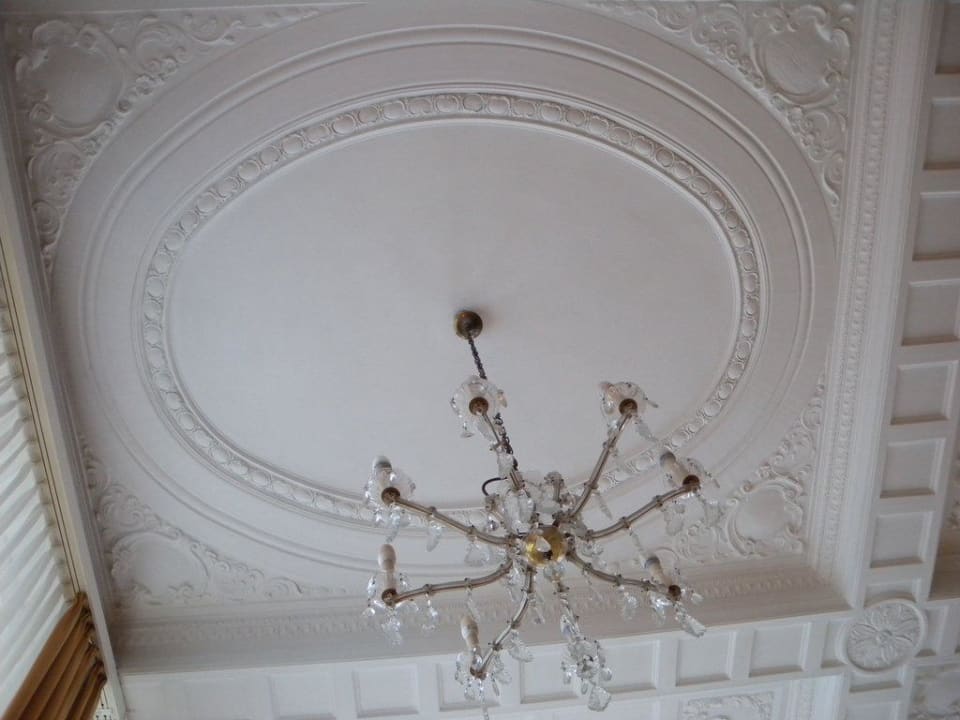 Stuckdecke Speisesaal Hotel Badehof