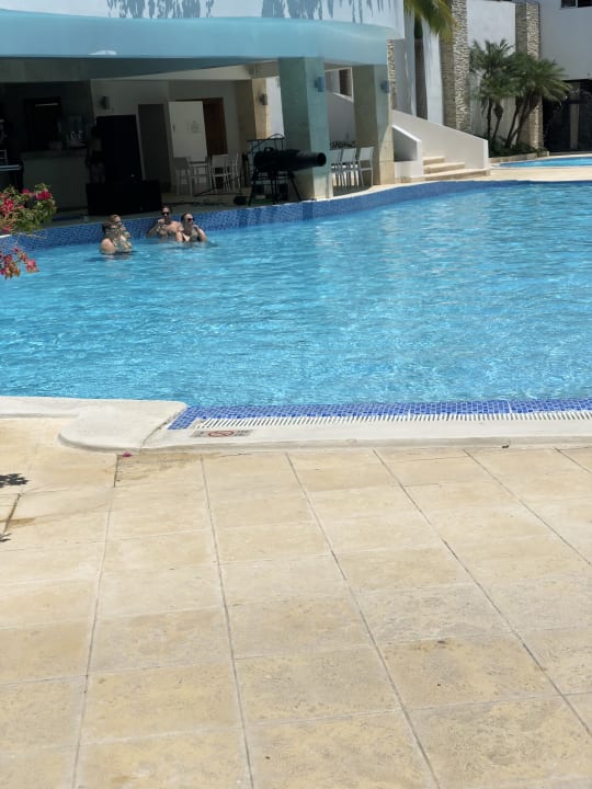 Pool Viva Heavens by Wyndham - All Inclusive Resort