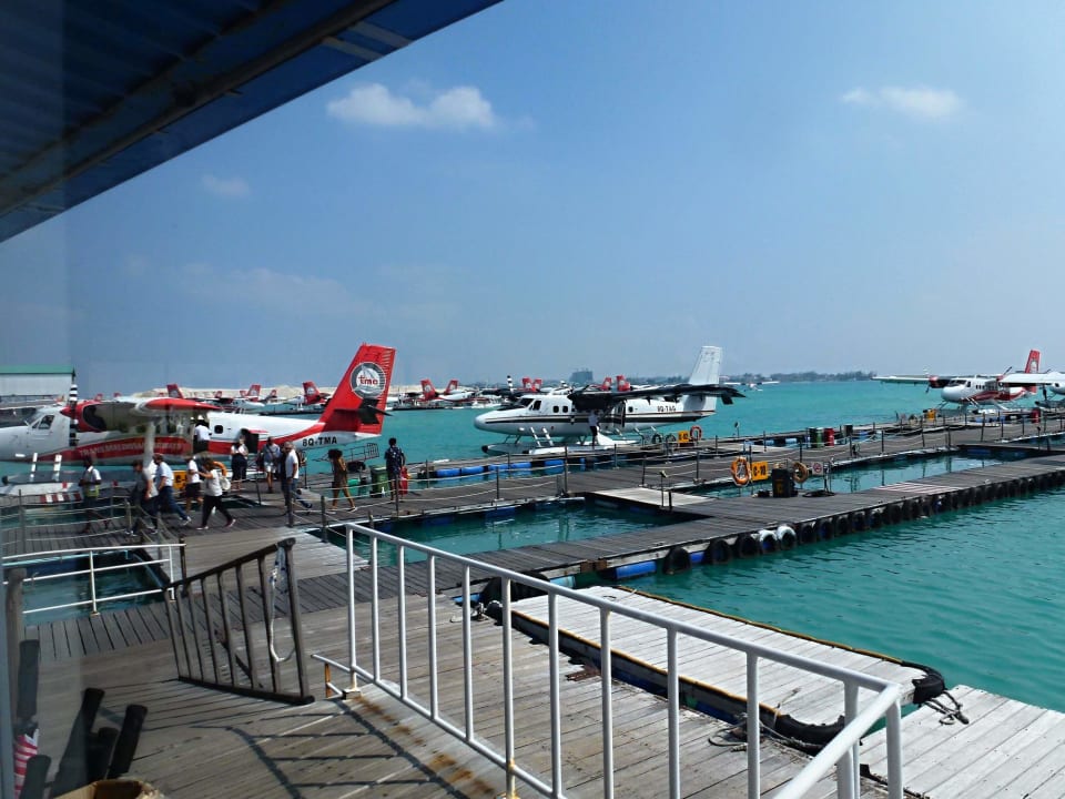 Strand Kuredu Island Resort & Spa