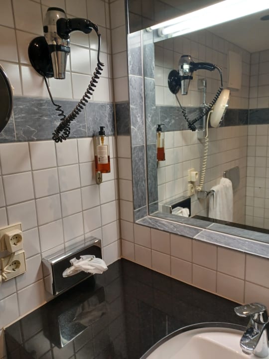 Zimmer DORMERO Hotel Villingen-Schwenningen