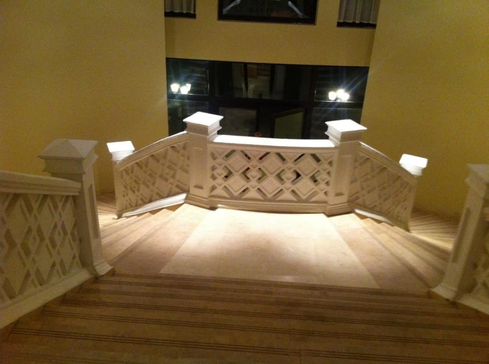 Eingang Steigenberger ALDAU Beach Hotel