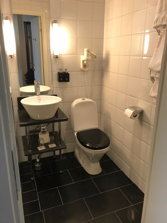 Bad Zimmer 938 Elite Palace Hotel