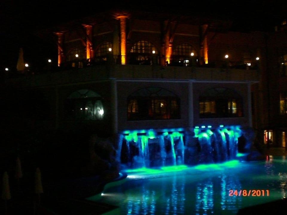 Wasserfall bei Nacht Papillon Zeugma Relaxury