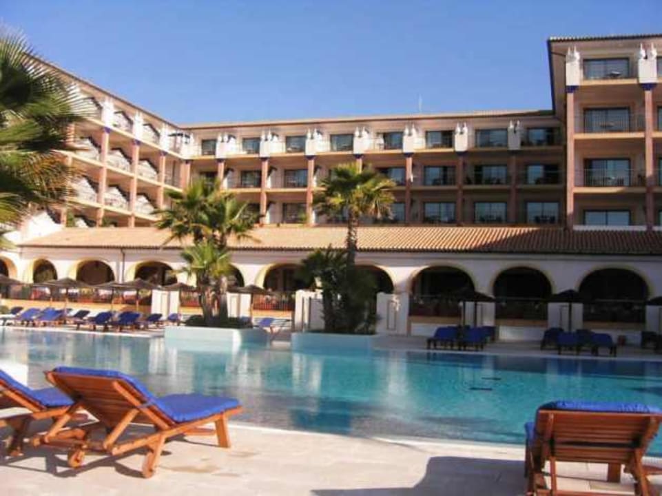 Hotel und Pool TUI BLUE Isla Cristina Palace