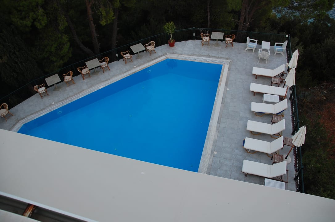 Pool Aliki Hotel