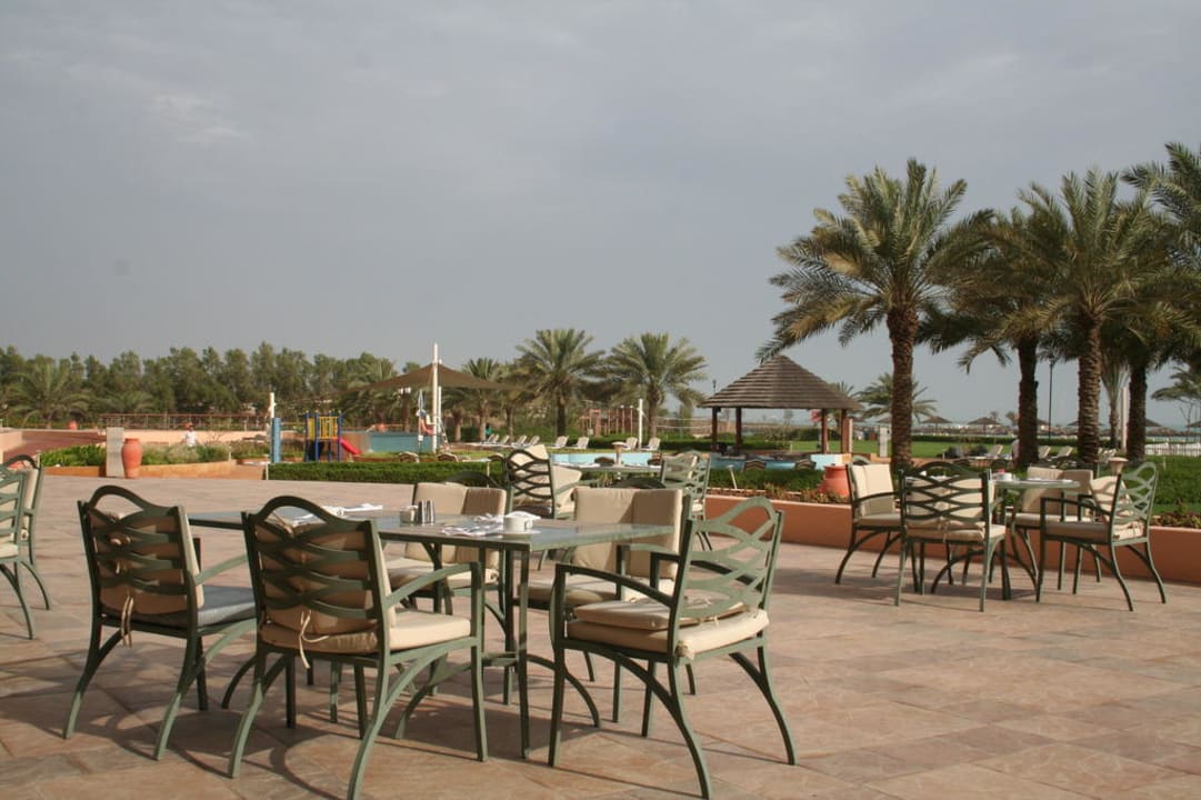 Sitzmöglichkeit Hotel Danat Jebel Dhanna Resort