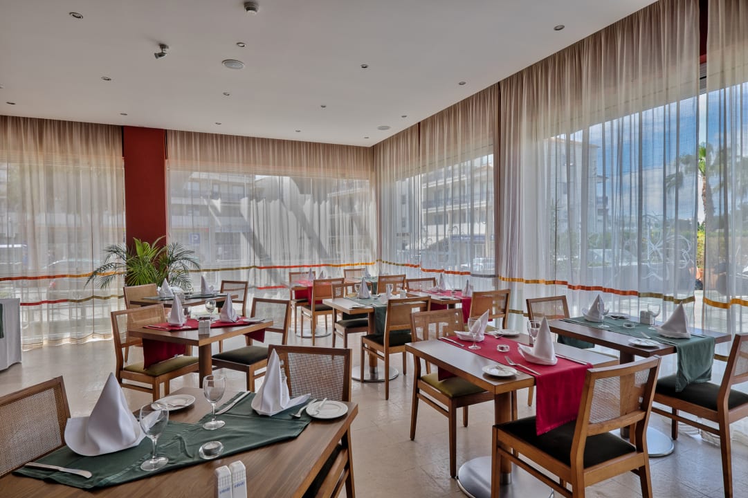 Restaurant Muthu Oura Praia Hotel