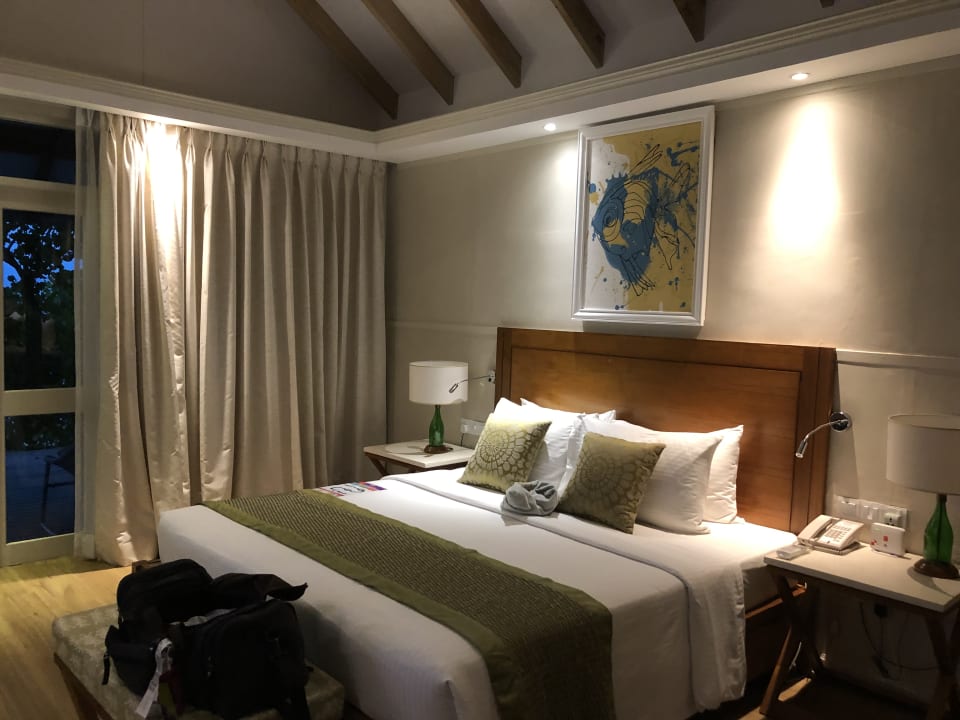 Zimmer Ellaidhoo Maldives by Cinnamon