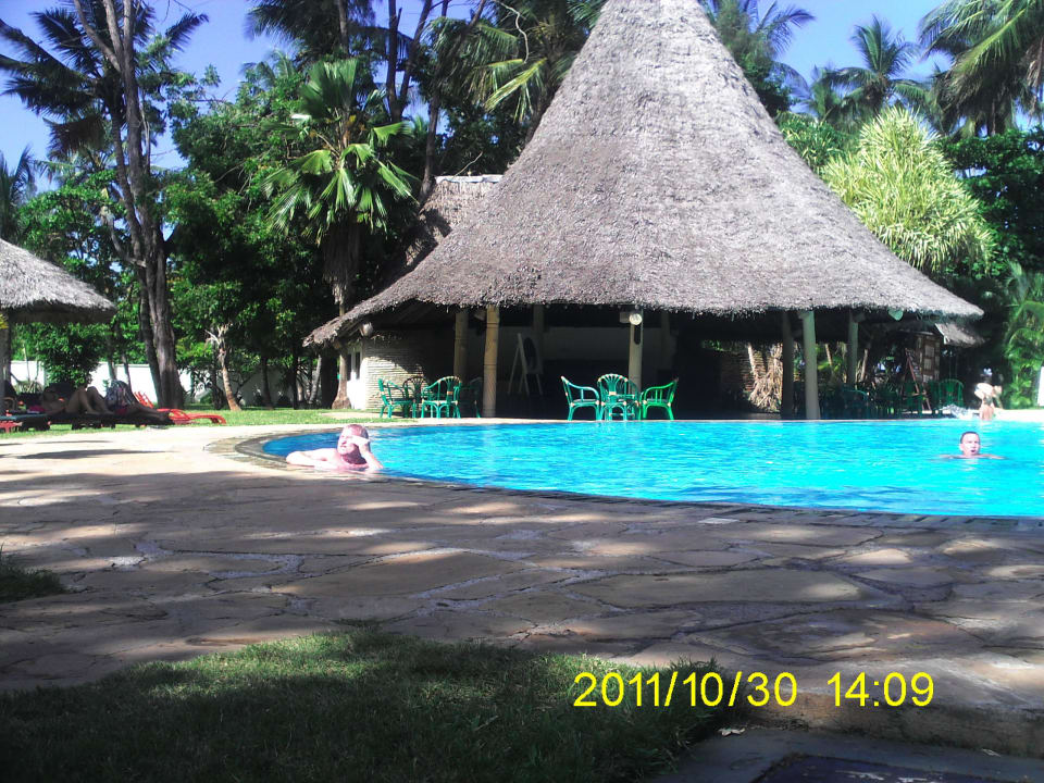 Schöne Pools Neptune Village Beach Resort & Spa