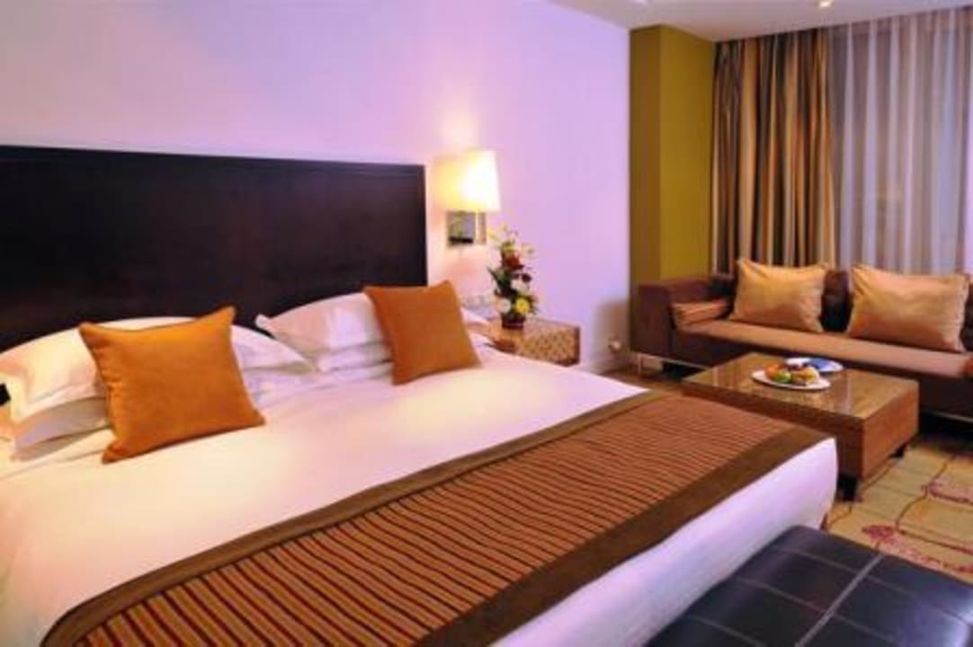 Classic Room Hotel Al Salam Rotana