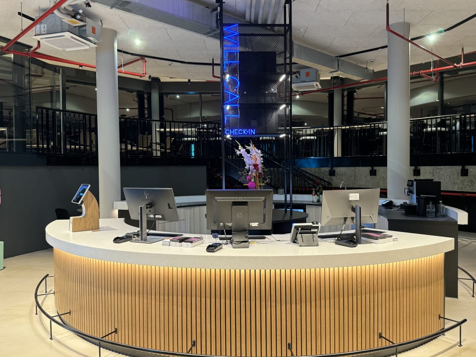 Gastro REVERB by Hard Rock Hamburg