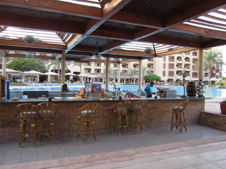 Poolbar Continental Hotel Hurghada