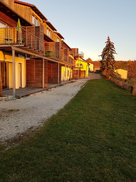 Außenansicht Gut Hügle Erlebnisbauernhof