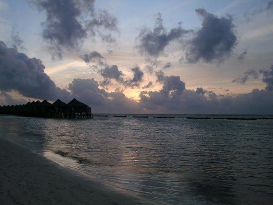 Zachod slonca Kuredu Island Resort & Spa