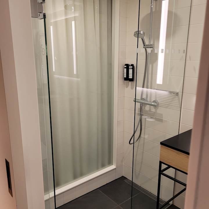 Zimmer IntercityHotel Berlin Airport BER Terminal 1+2