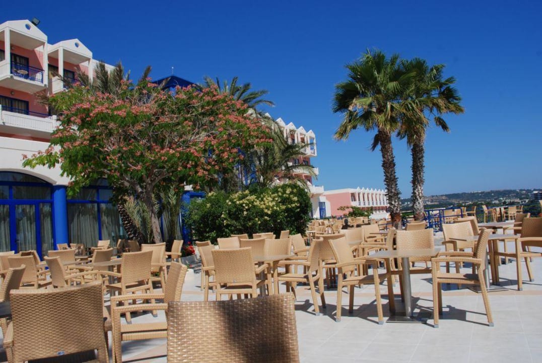 Terrasse Kresten Palace Hotel