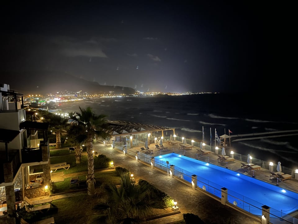 Ausblick Alexander Beach Hotel & Village Resort