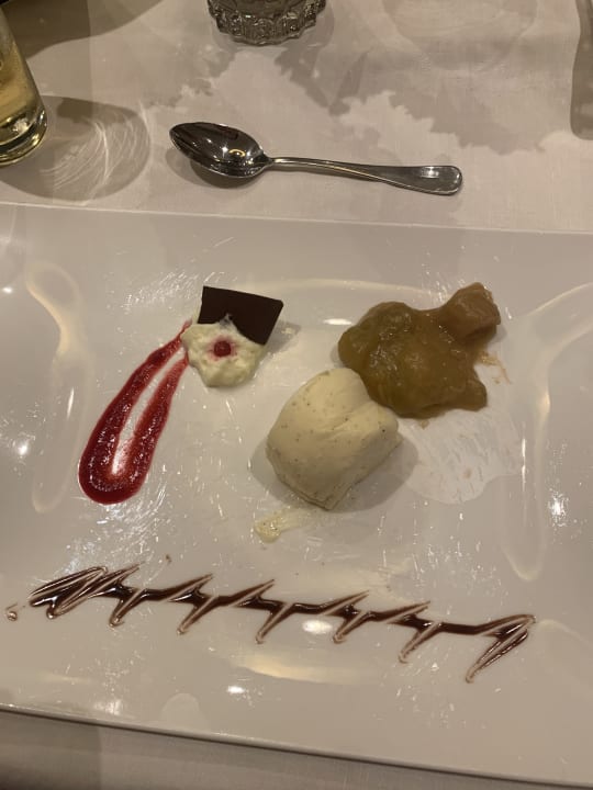 Gastro Neuhaus Zillertal Resort