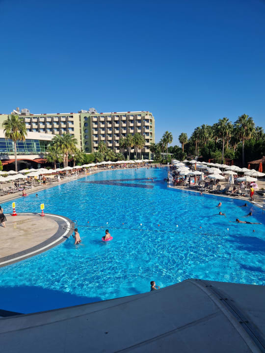 Pool VONRESORT Golden Coast