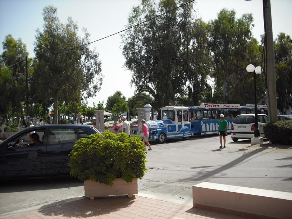 Blaue Bahn Corissia Beach Hotel