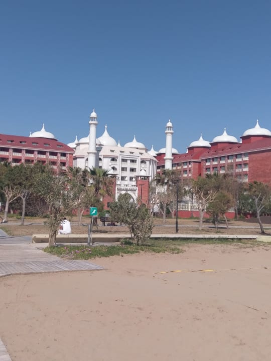 Strand Royal Taj Mahal Hotel