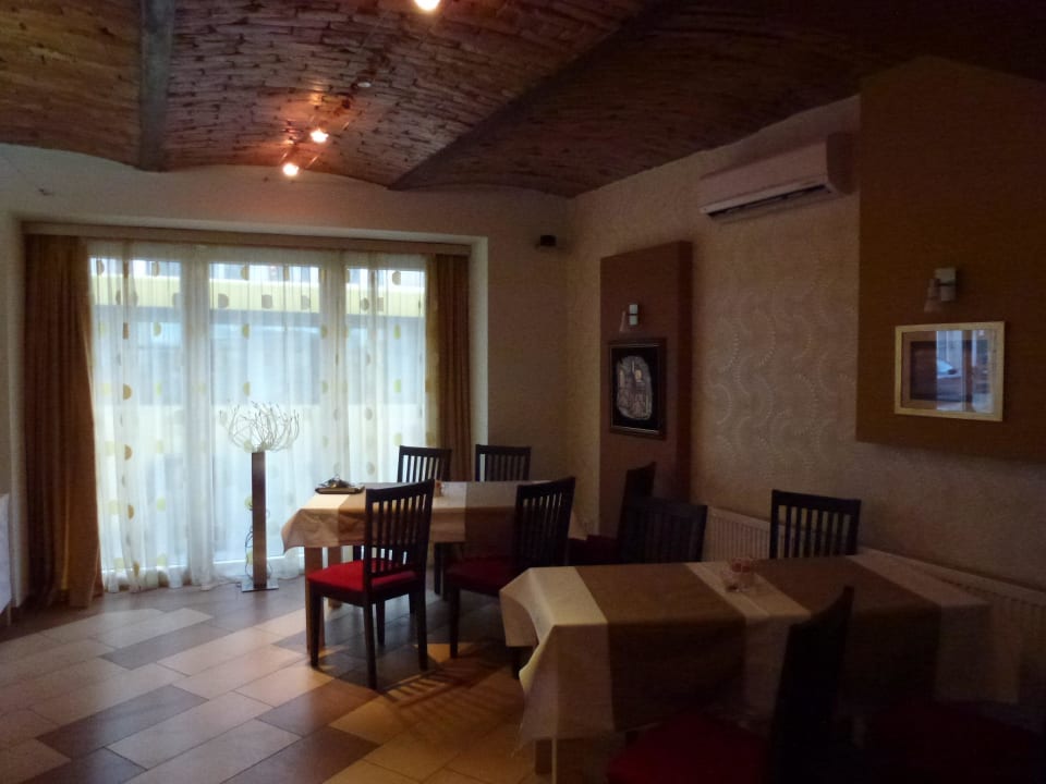 Frühstücksraum die 2. Hotel Kriva Cuprija 2