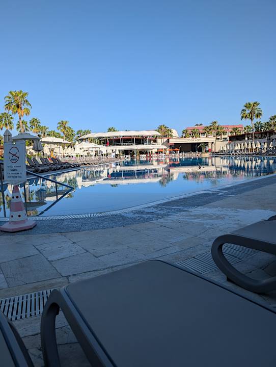 Pool VONRESORT Golden Coast