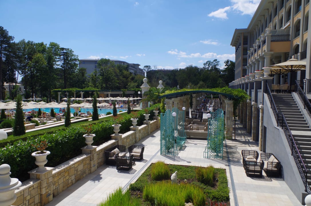 Gartenanlage Astor Garden Hotel